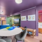Artsy Boho Den In Iconic Fingerwharf Woolloomoolo